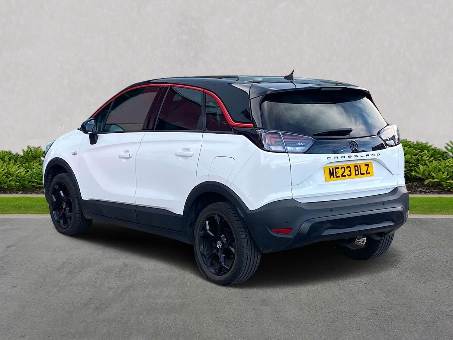 Used Vauxhall Crossland 2023 for sale - 77488111: Photo 2