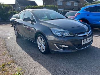 Vauxhall - Astra