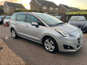 Used Peugeot 5008 2015 for sale - 74207414: Photo