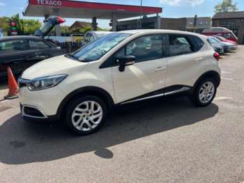Used Renault Captur 2015 for sale - 74551002: Photo
