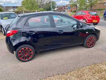 Used Mazda Mazda2 2010 for sale - 78692274: Photo