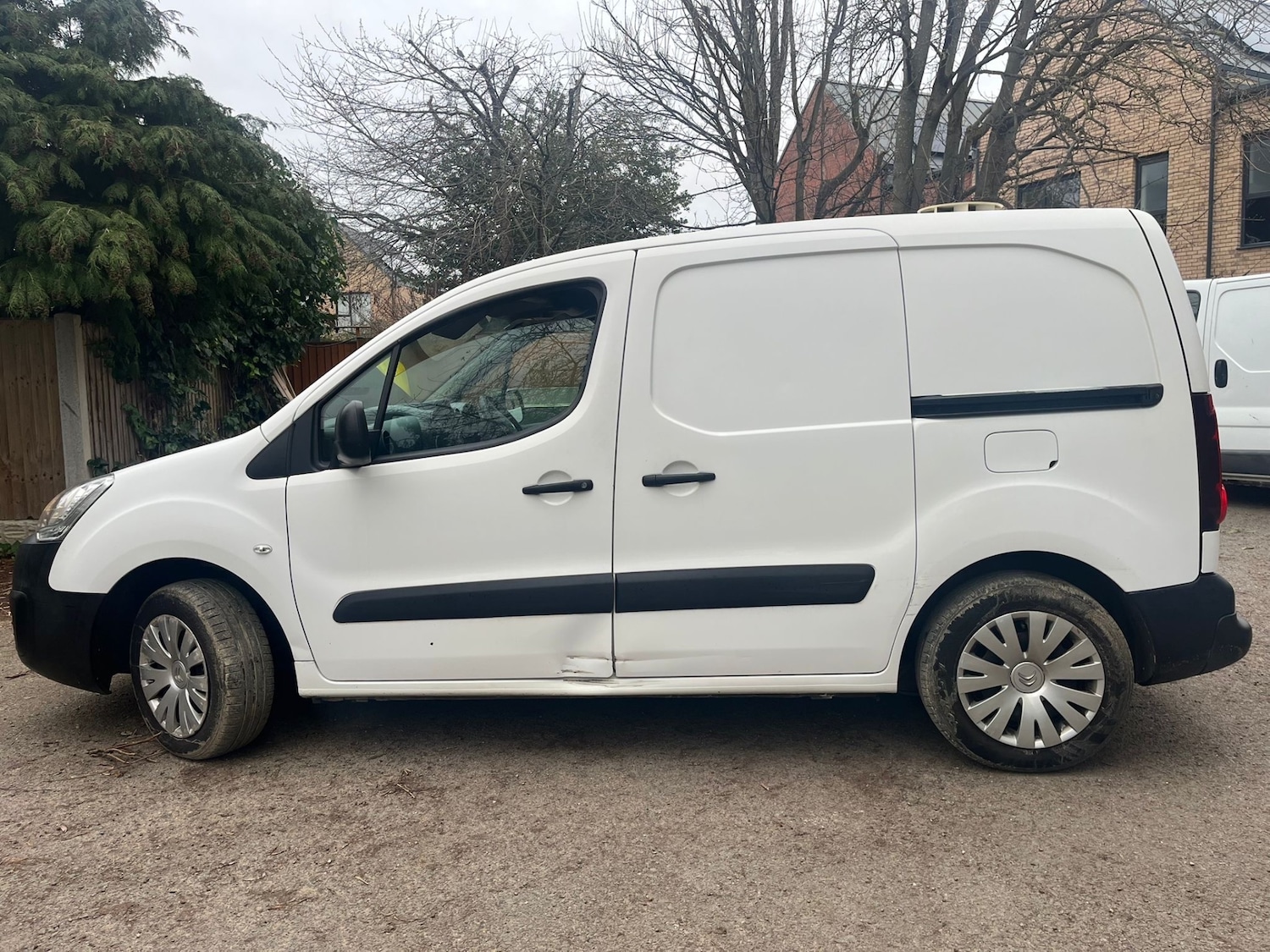 Used Citroen Berlingo 2018 for sale - 77066299: Photo 3