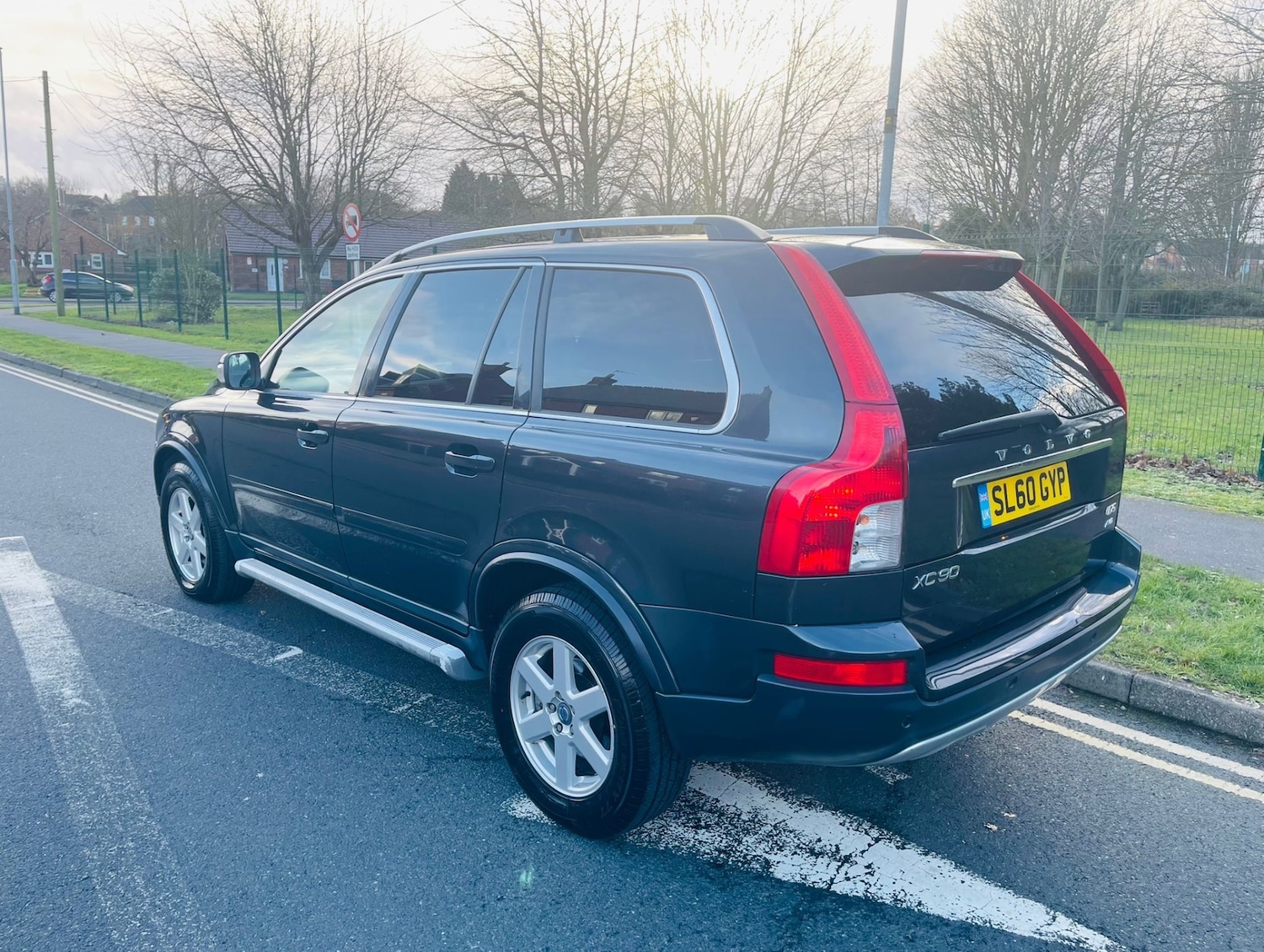 Used Volvo XC90 2011 for sale - 77314158: Photo 3