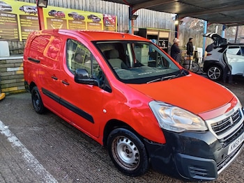 Used Peugeot Partner 2016 for sale - 77053418: Photo