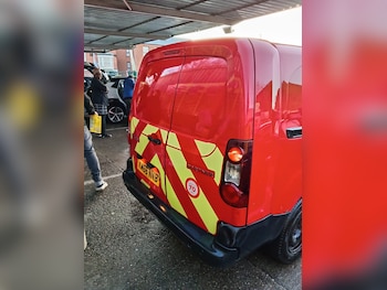 Used Peugeot Partner 2016 for sale - 77053418: Photo