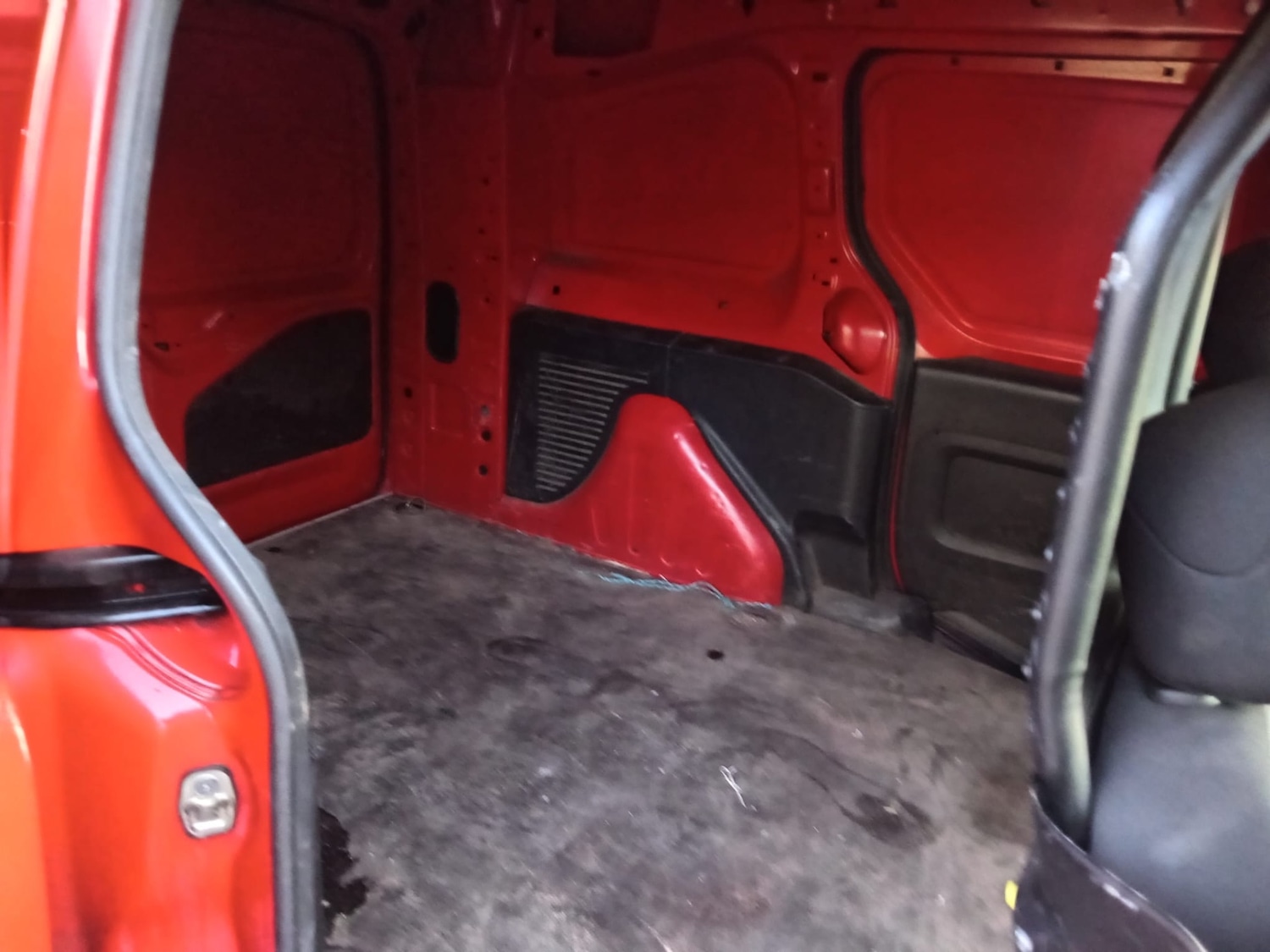 Used Peugeot Partner 2016 for sale - 77053418: Photo 5