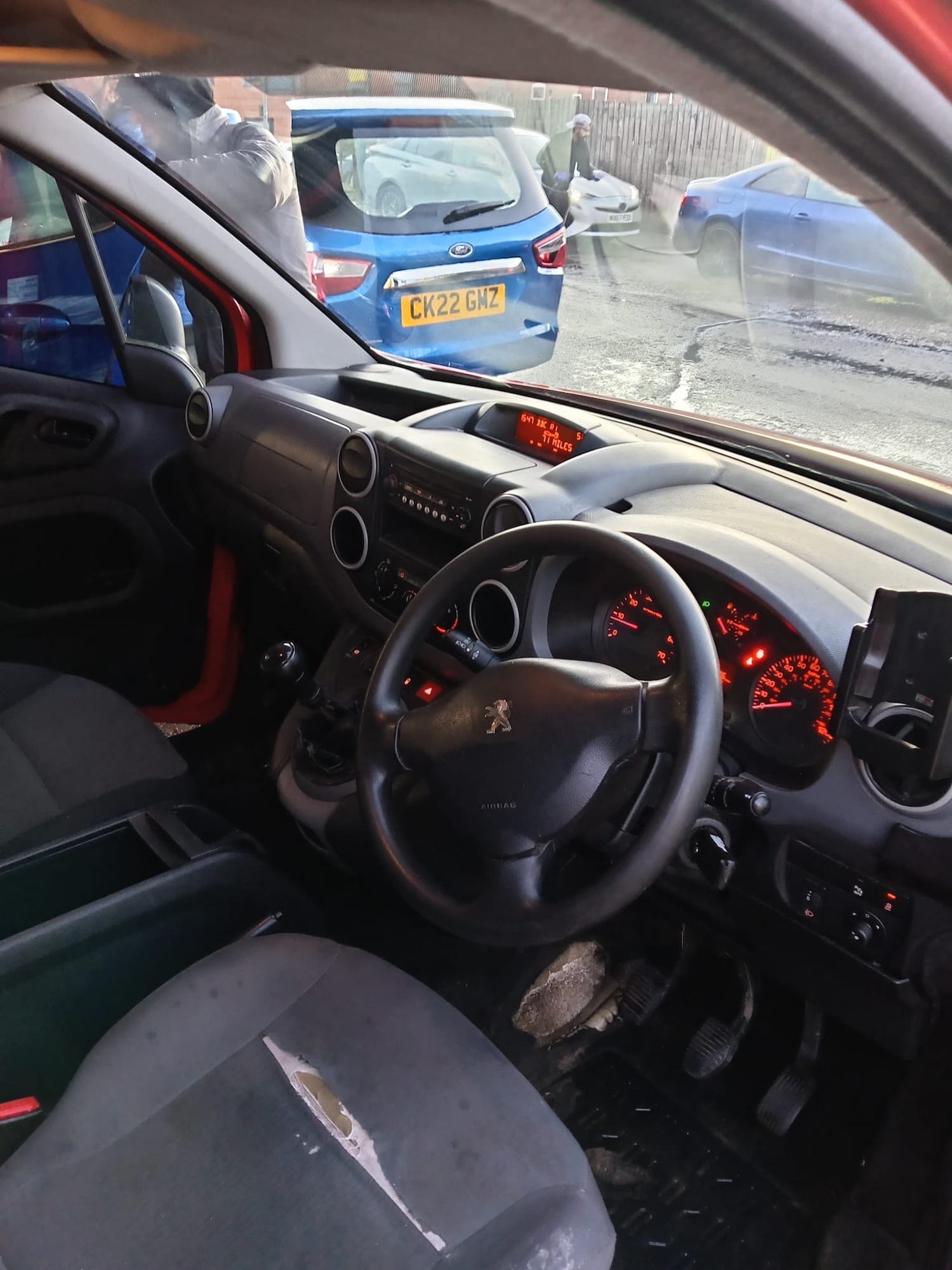 Used Peugeot Partner 2016 for sale - 77053418: Photo 6