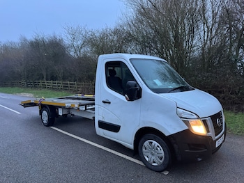 Used Nissan NV400 2017 for sale - 77210745: Photo