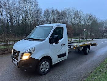 Used Nissan NV400 2017 for sale - 77210745: Photo