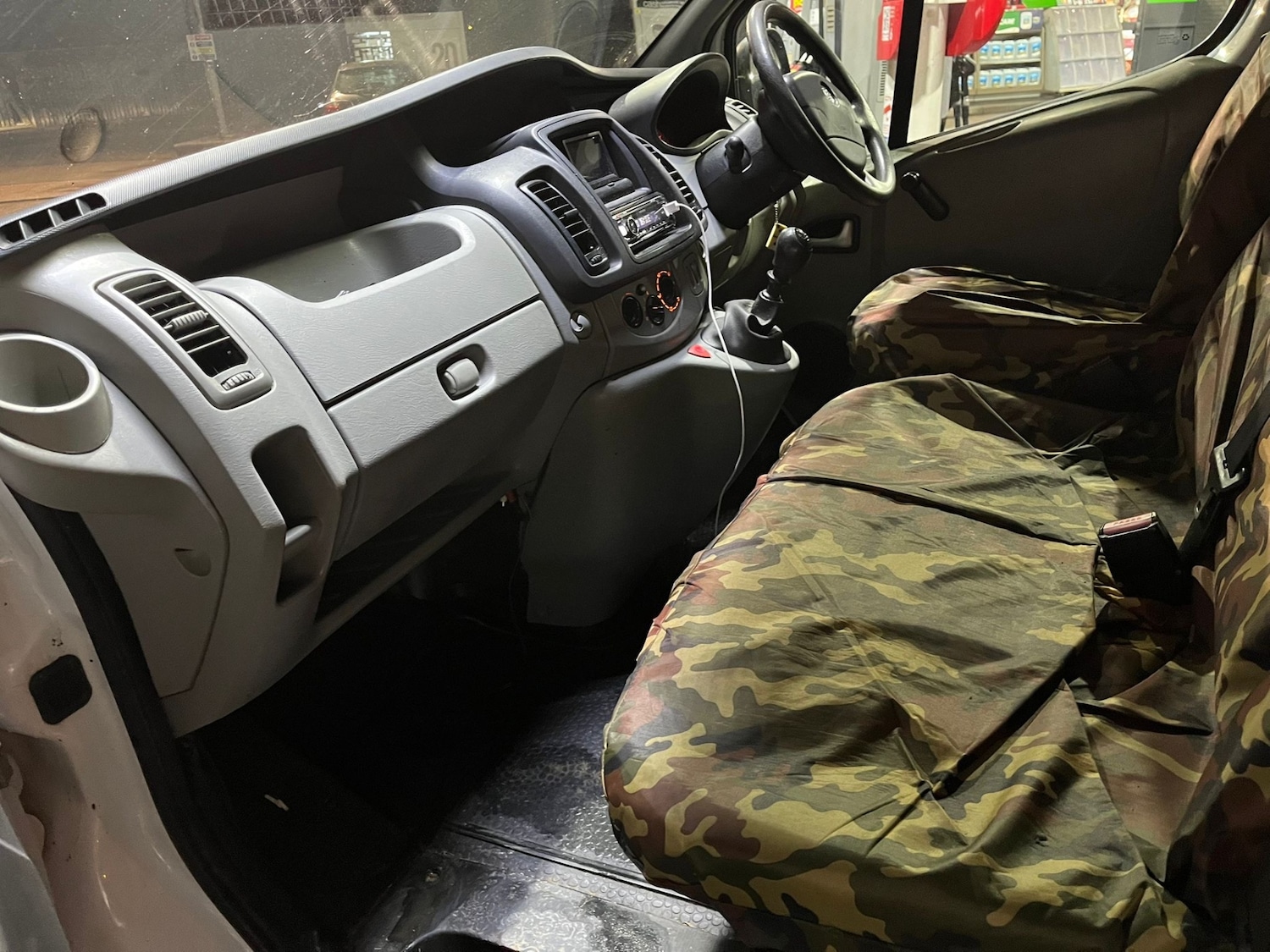 Used Vauxhall Vivaro 2011 for sale - 77251006: Photo 11