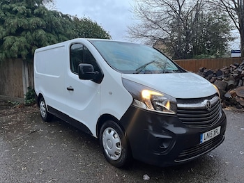 Vauxhall Vivaro feature image