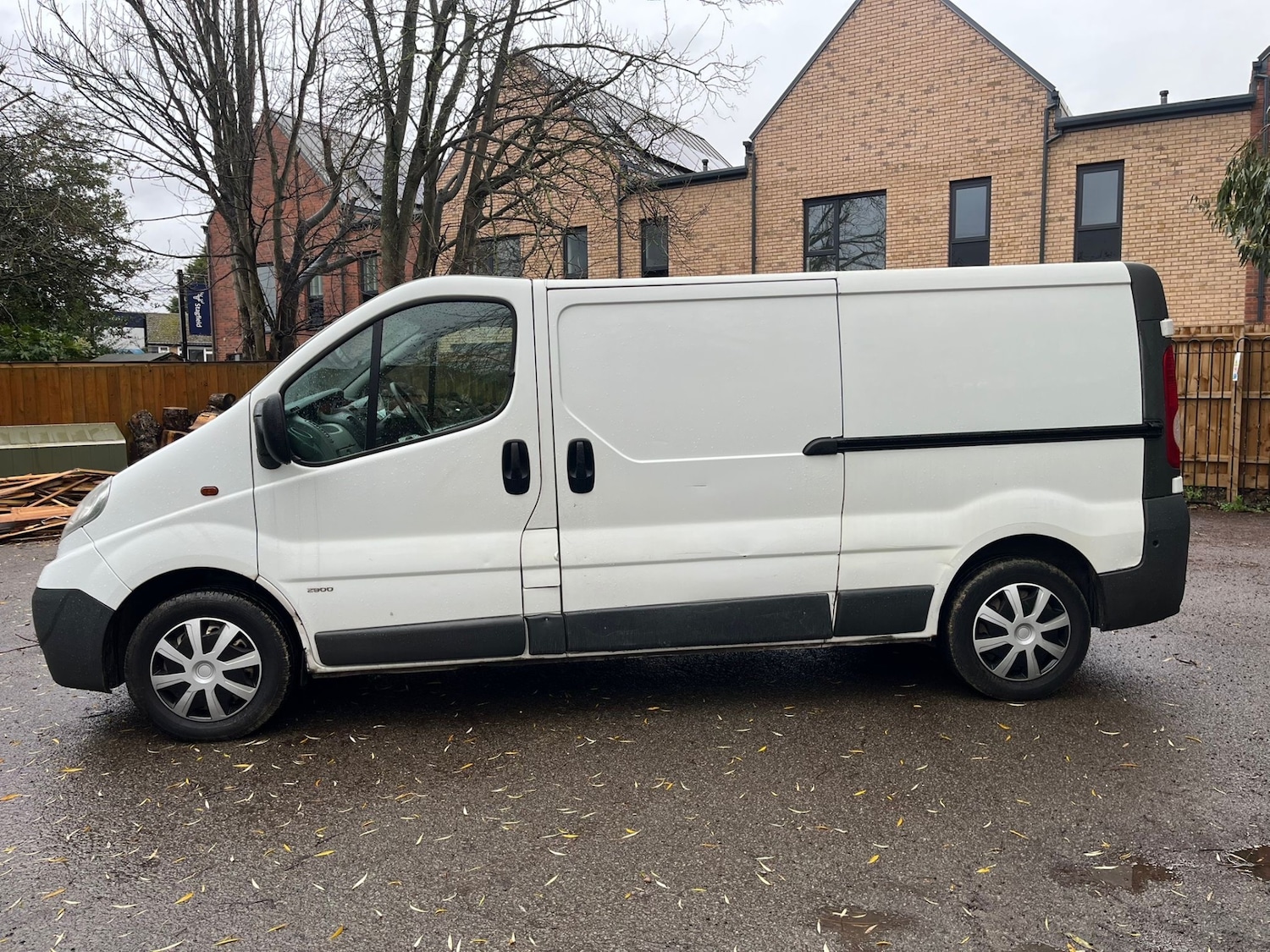 Used Vauxhall Vivaro 2013 for sale - 77011650: Photo 2