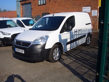 Used Peugeot Partner 2018 for sale - 75473888: Photo