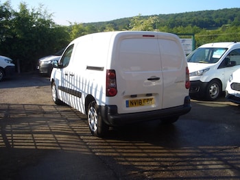 Used Peugeot Partner 2018 for sale - 75473888: Photo
