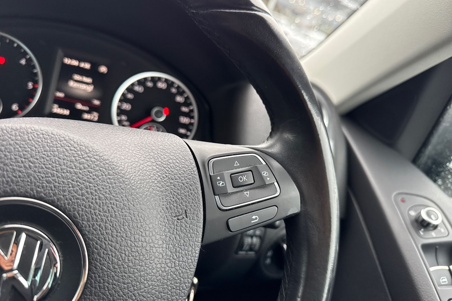 Used Volkswagen Tiguan 2015 for sale - 76985390: Photo 69