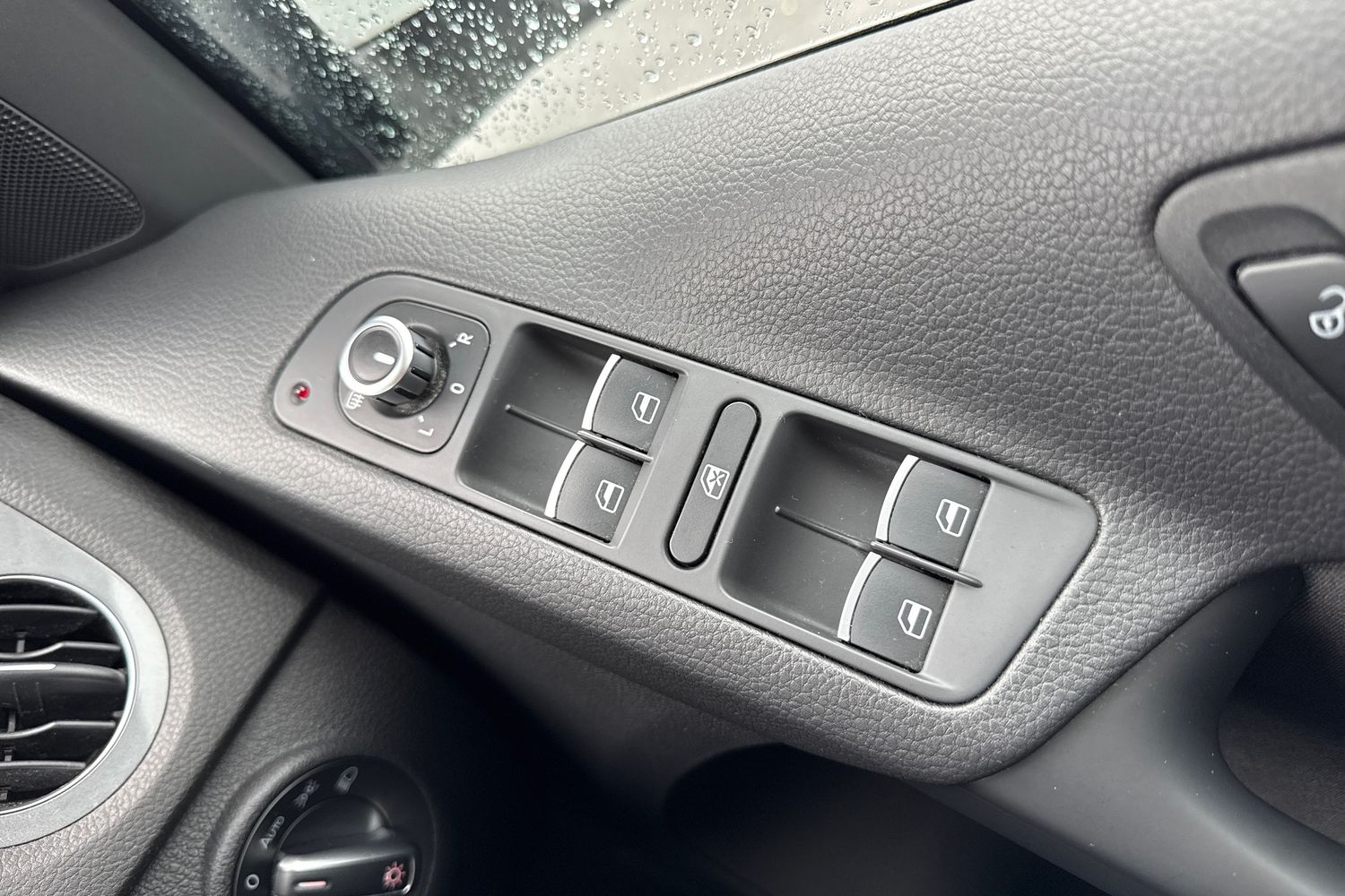 Used Volkswagen Tiguan 2015 for sale - 76985390: Photo 73