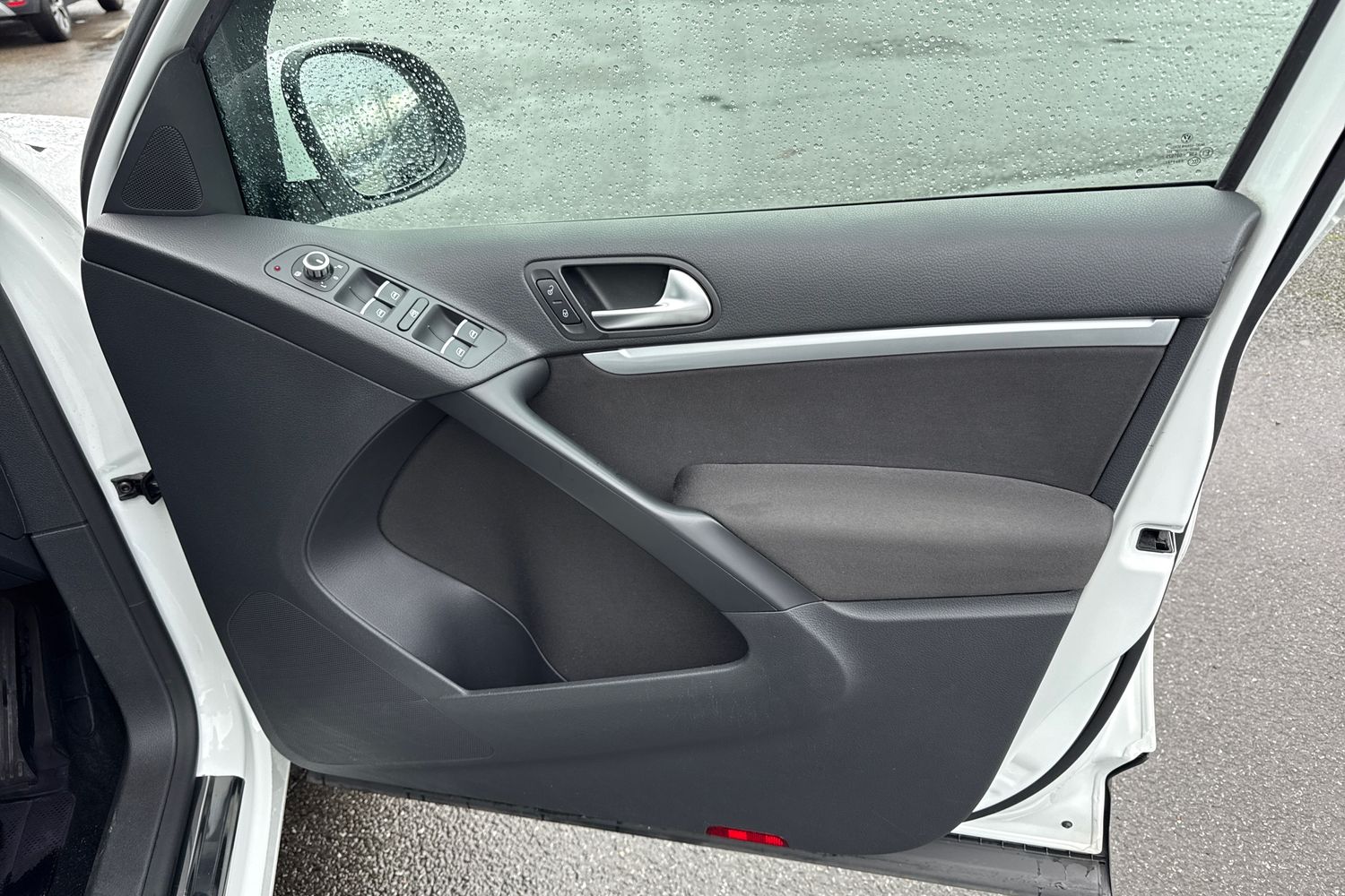 Used Volkswagen Tiguan 2015 for sale - 77383250: Photo 27