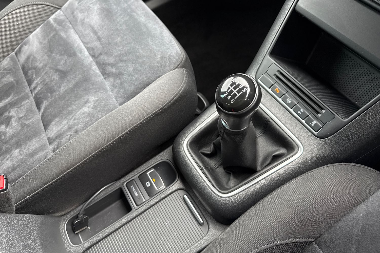 Used Volkswagen Tiguan 2015 for sale - 77383250: Photo 32