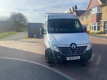 Renault Master feature image