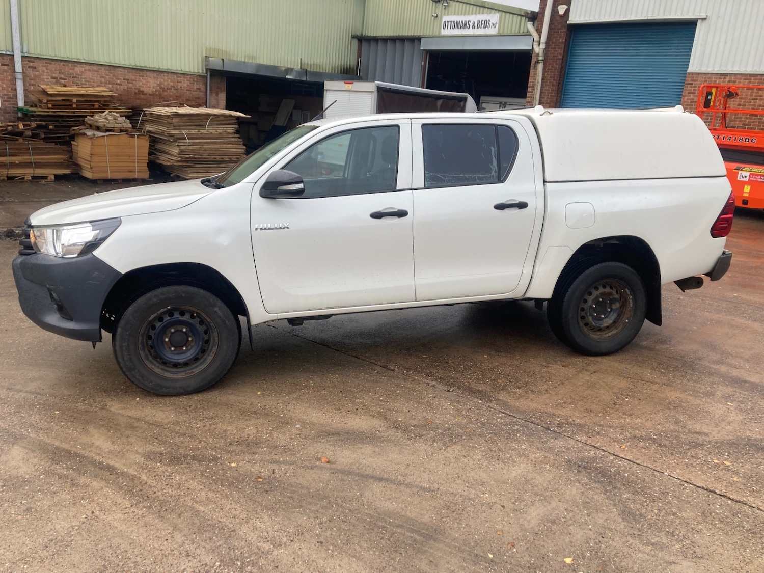 Used Toyota Hilux 2017 for sale - 76541681: Photo 4