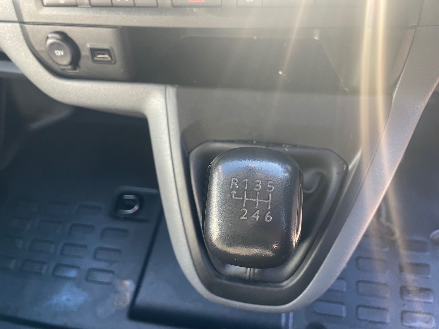 Used Peugeot Expert 2019 for sale - 77159376: Photo 10