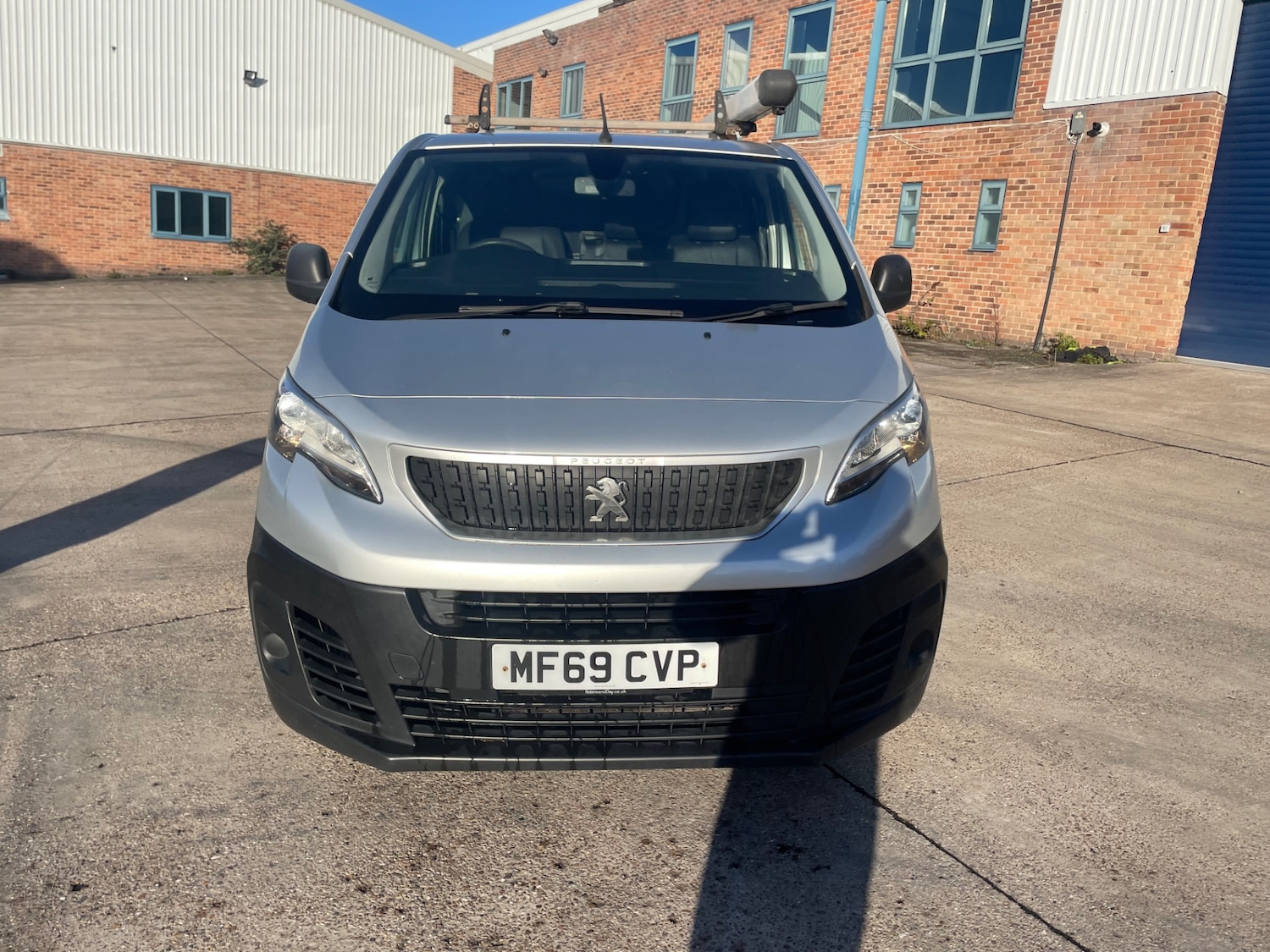 Used Peugeot Expert 2019 for sale - 77159376: Photo 2