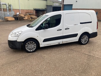 Used Peugeot Partner 2011 for sale - 76330487: Photo