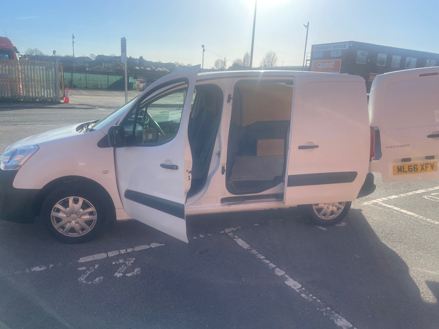 Used Peugeot Partner 2016 for sale - 77917822: Photo 3