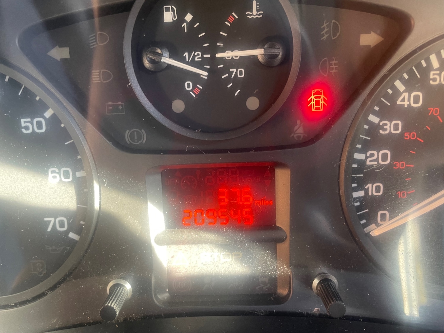 Used Peugeot Partner 2016 for sale - 77917822: Photo 9