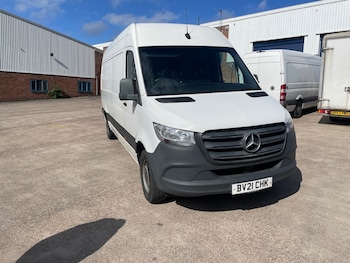 Mercedes-Benz Sprinter feature image