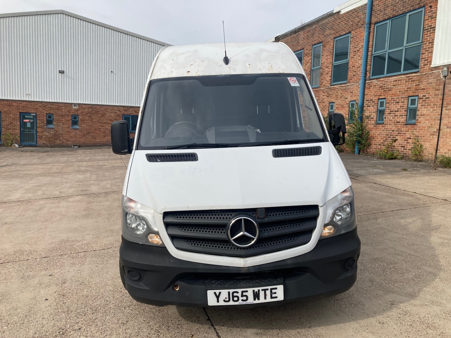 Used Mercedes-Benz Sprinter 2015 for sale - 76102222: Photo 2