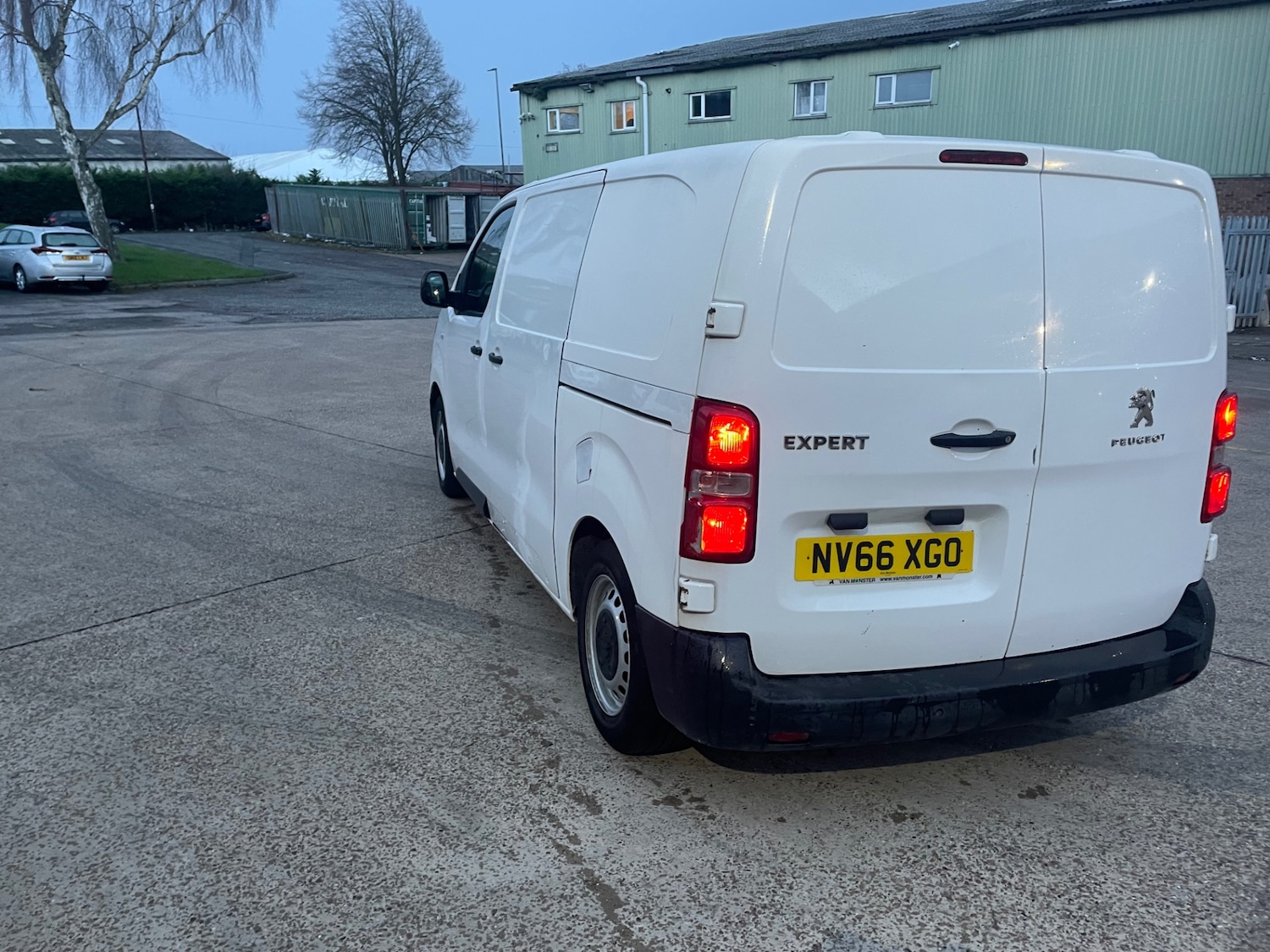 Used Peugeot Expert 2017 for sale - 76861885: Photo 5