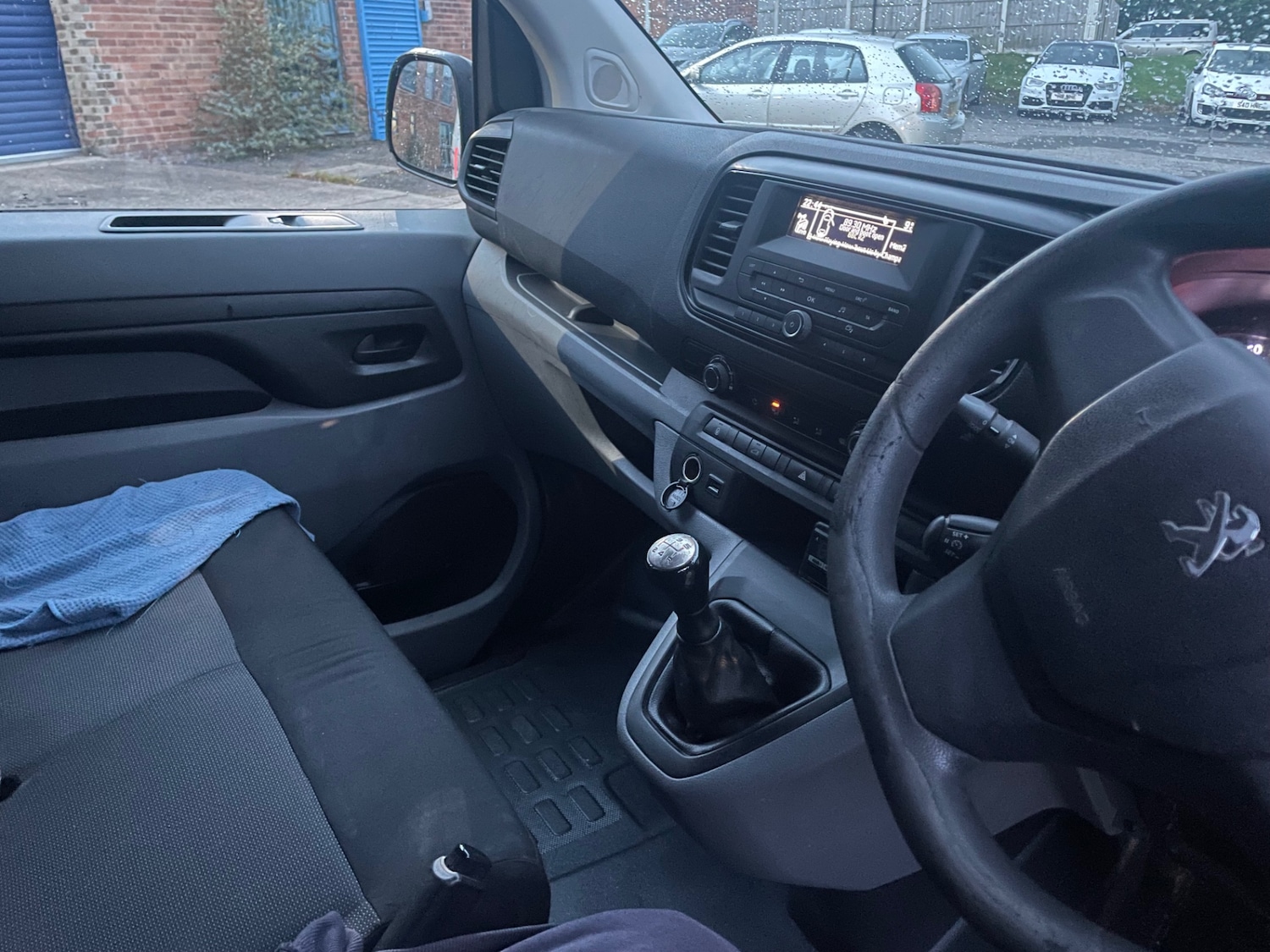 Used Peugeot Expert 2017 for sale - 76861885: Photo 9