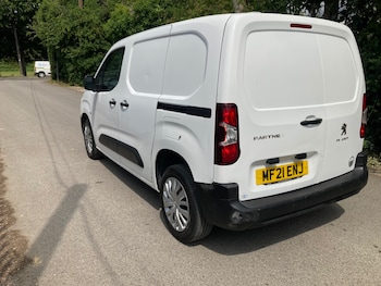 Used Peugeot Partner 2021 for sale - 75239599: Photo