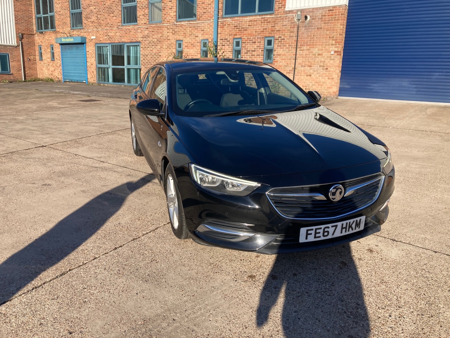 Used Vauxhall Insignia 2017 for sale - 76650456: Photo 1