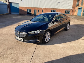 Used Vauxhall Insignia 2017 for sale - 76650456: Photo