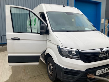 Used MAN TGE 2019 for sale - 76737898: Photo