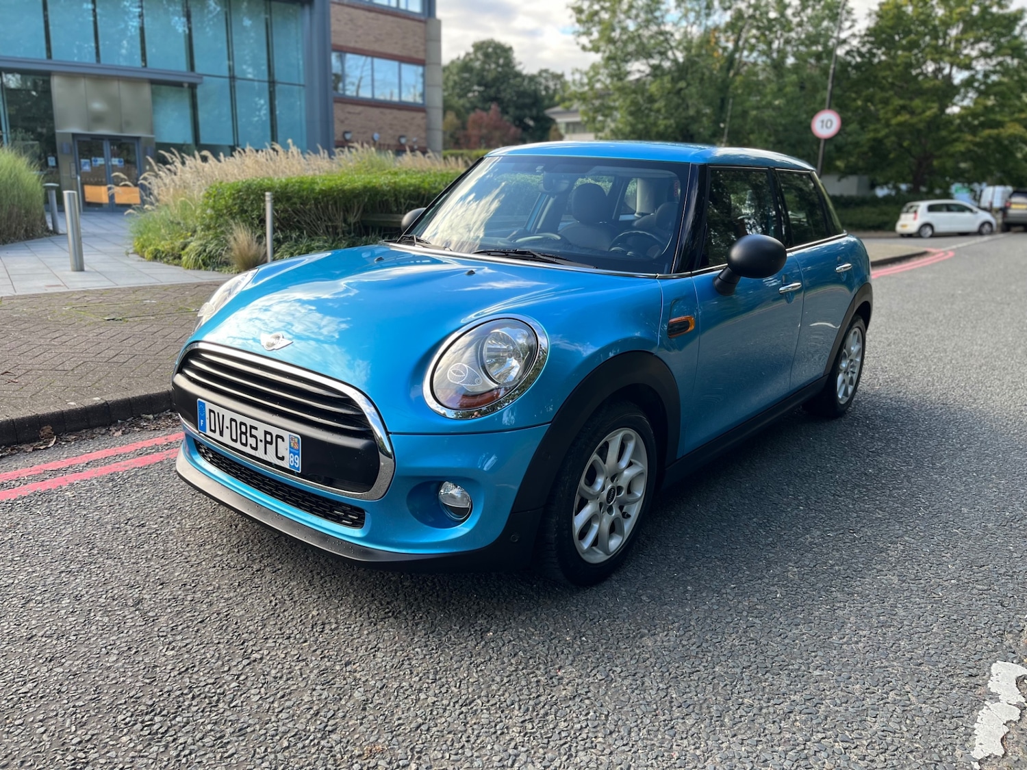 Used MINI Hatch 2015 for sale - 76638762: Photo 1
