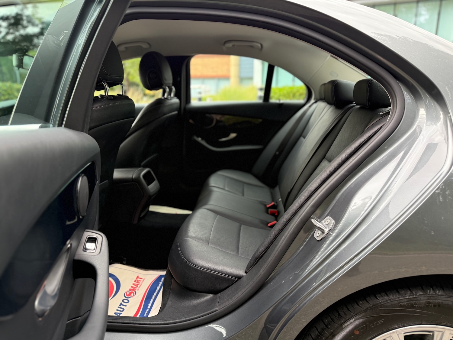 Used Mercedes-Benz C Class 2017 for sale - 76091933: Photo 12