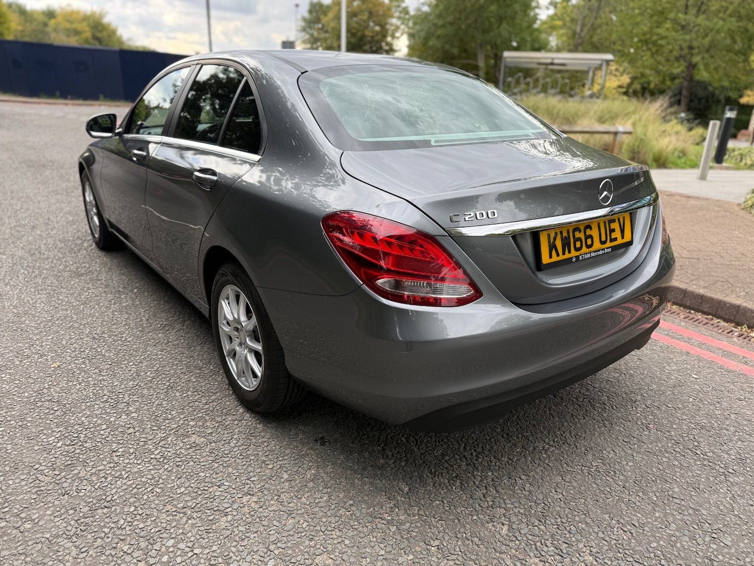 Used Mercedes-Benz C Class 2017 for sale - 76091933: Photo 3