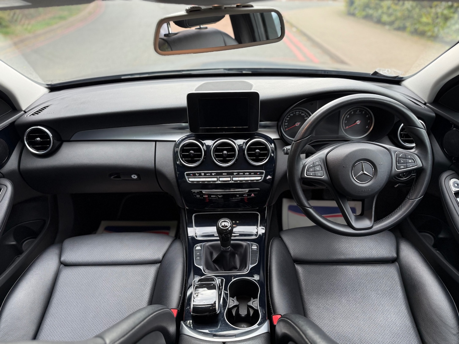 Used Mercedes-Benz C Class 2017 for sale - 76091933: Photo 9