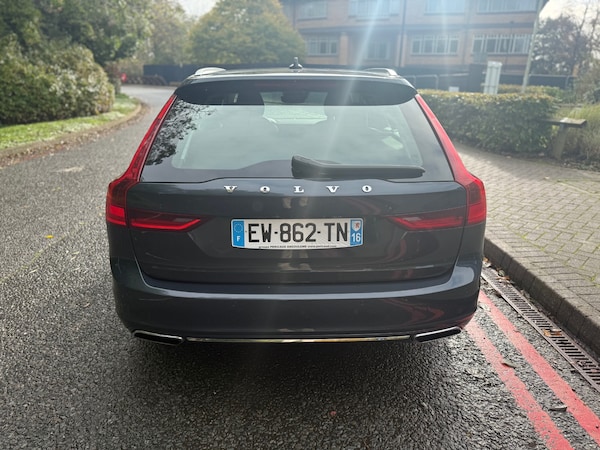 Used Volvo V90 2018 for sale - 72725264: Photo 4