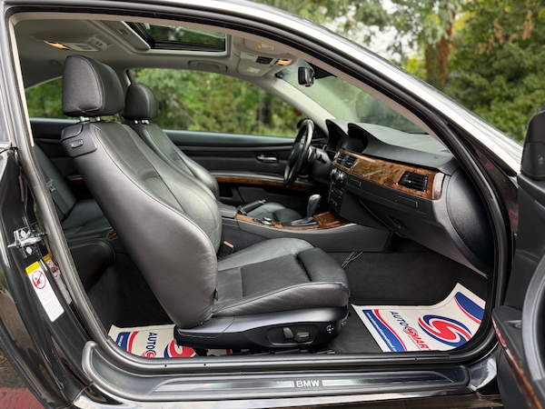 Used BMW 3 Series 2009 for sale - 74527180: Photo 11