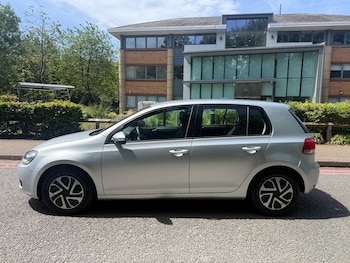 Used Volkswagen Golf 2010 for sale - 78829657: Photo