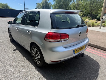 Used Volkswagen Golf 2010 for sale - 78829657: Photo