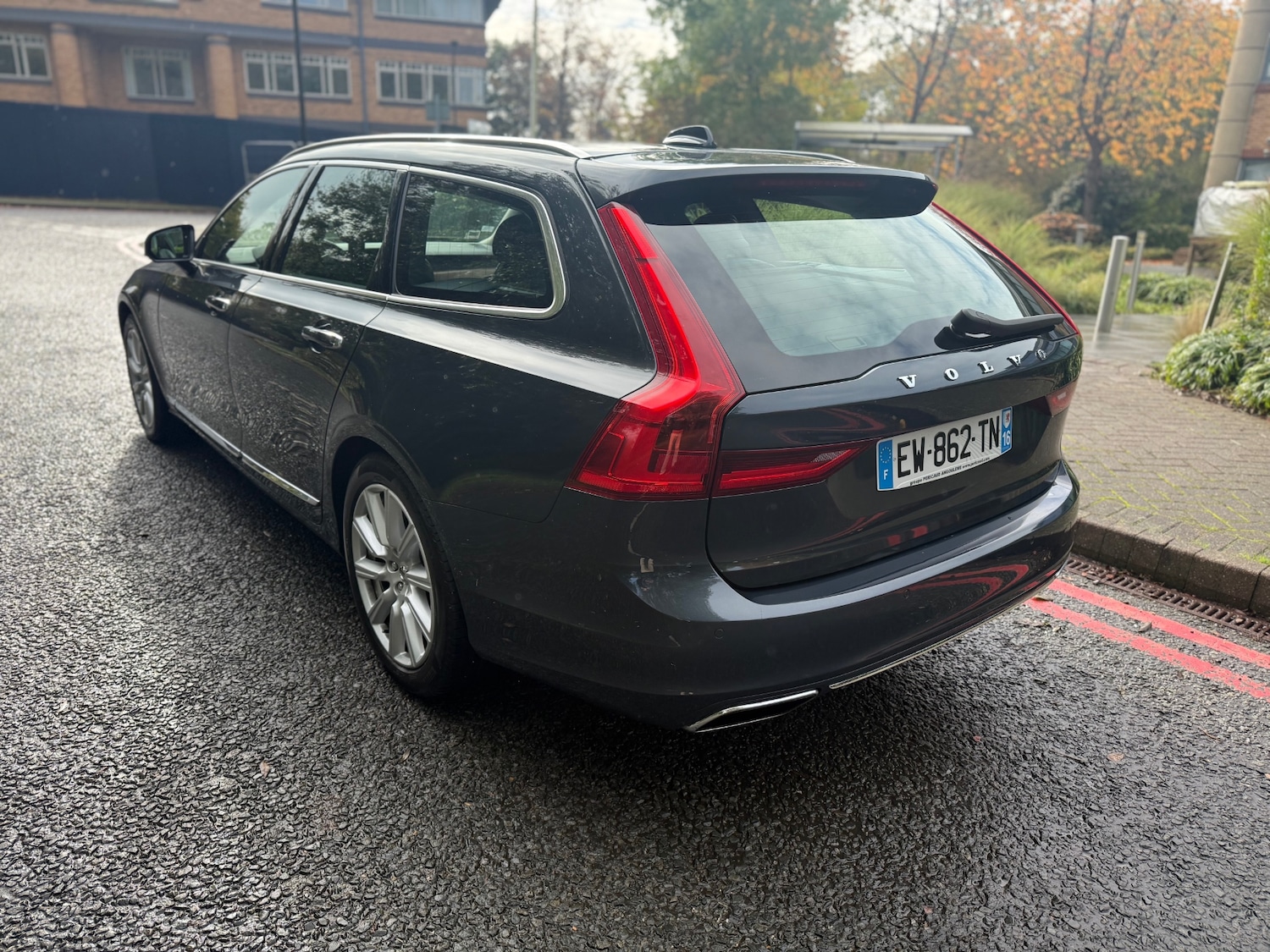 Used Volvo V90 2018 for sale - 76638980: Photo 3