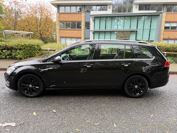 Used Volkswagen Golf 2015 for sale - 76640099: Photo