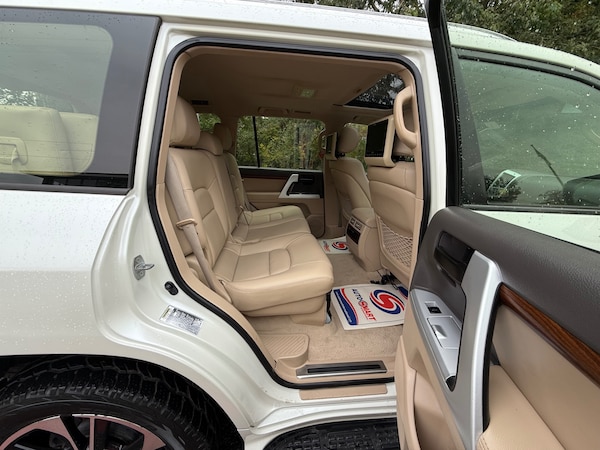 Used Toyota Landcruiser for sale - 72726770: Photo 13