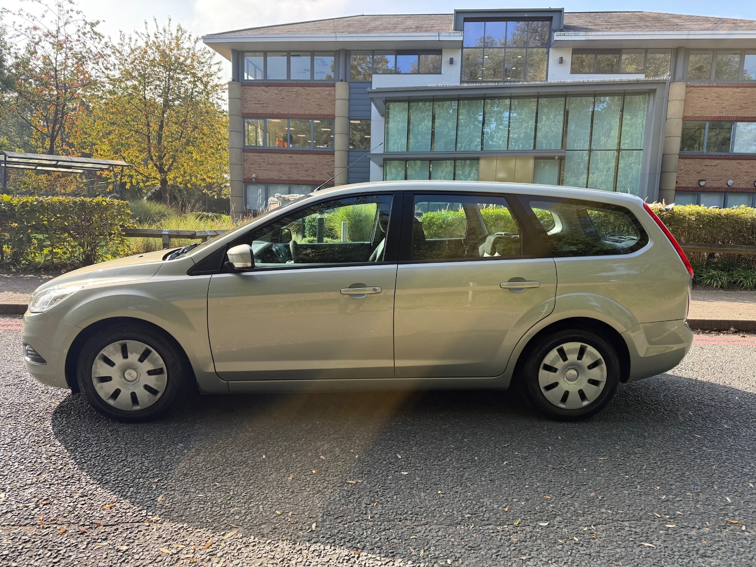 Used Ford Focus for sale - 76254835: Photo 2