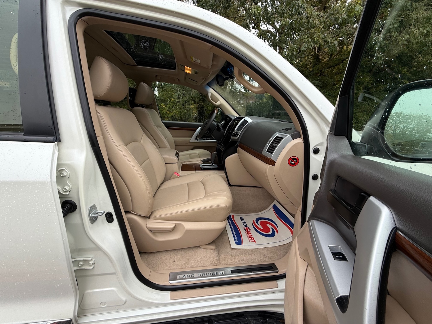 Used Toyota Land Cruiser 2021 for sale - 76643005: Photo 11